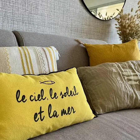 Apartamento Vue Imprenable Sur L'ocean & Piscine Naturelle *